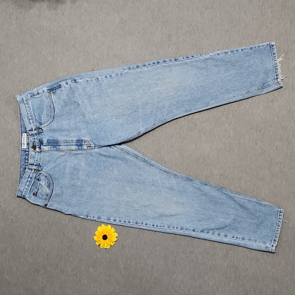 RARE! Vintage Plus Size Passports High Rise Relaxed Baggy Light Wash "Mom" Jeans